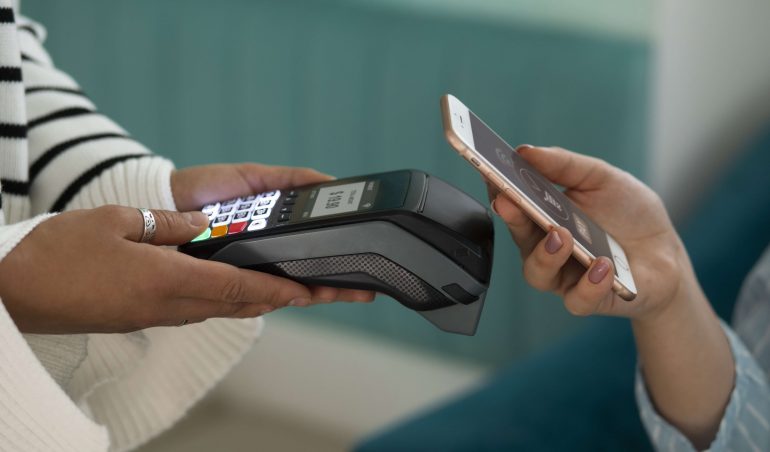 what are contactless payments